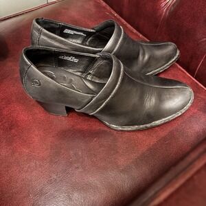 Born Woman's Leather Block Heel Slip On Shoes Black Size‎ 9 M